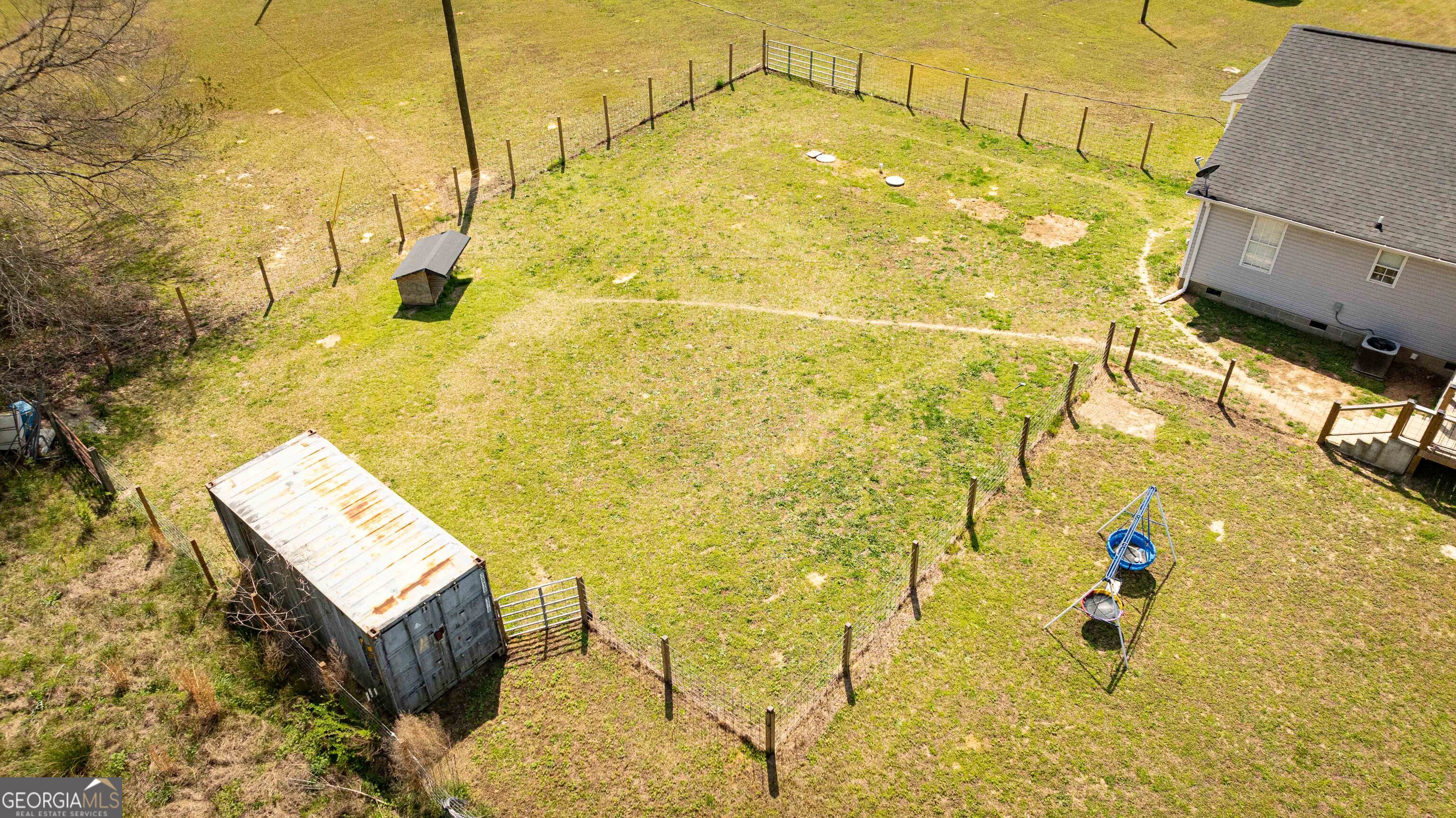 647 Pine Valley Road Meansville, GA 30256 - Photo 69 of 92 a bathroom with a sink shower and a mirror
