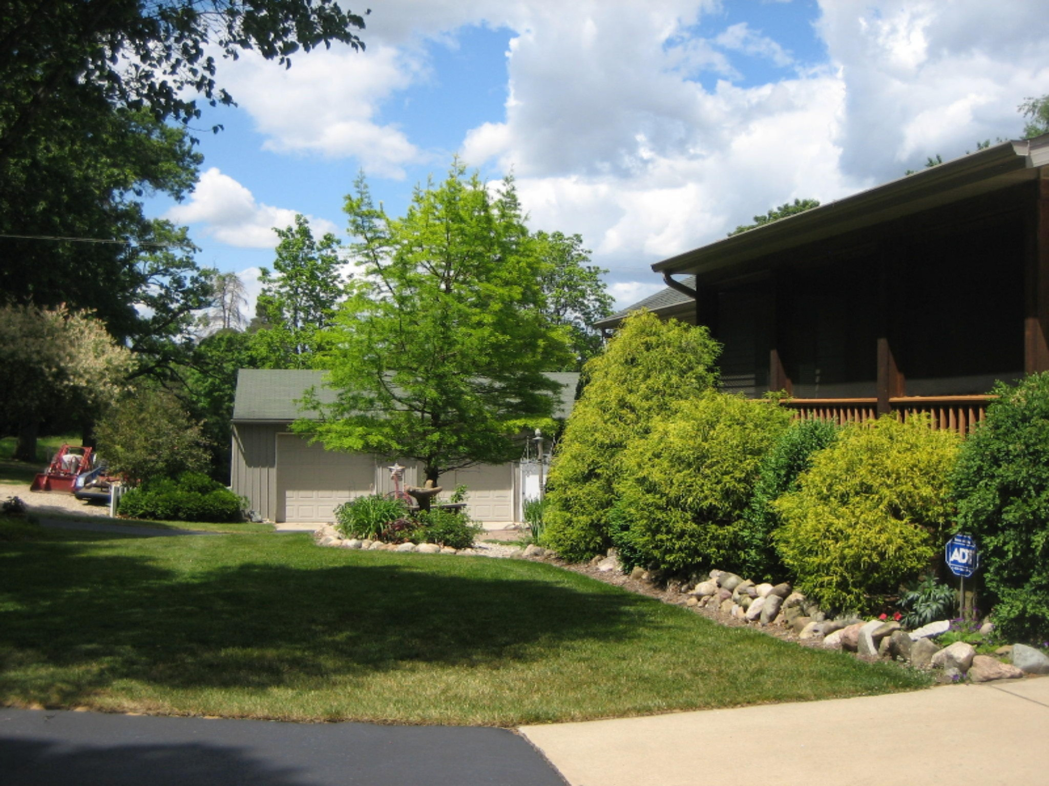 21710 13 Mile Road Bellevue, MI 49021 - Photo 38 of 42 front porch