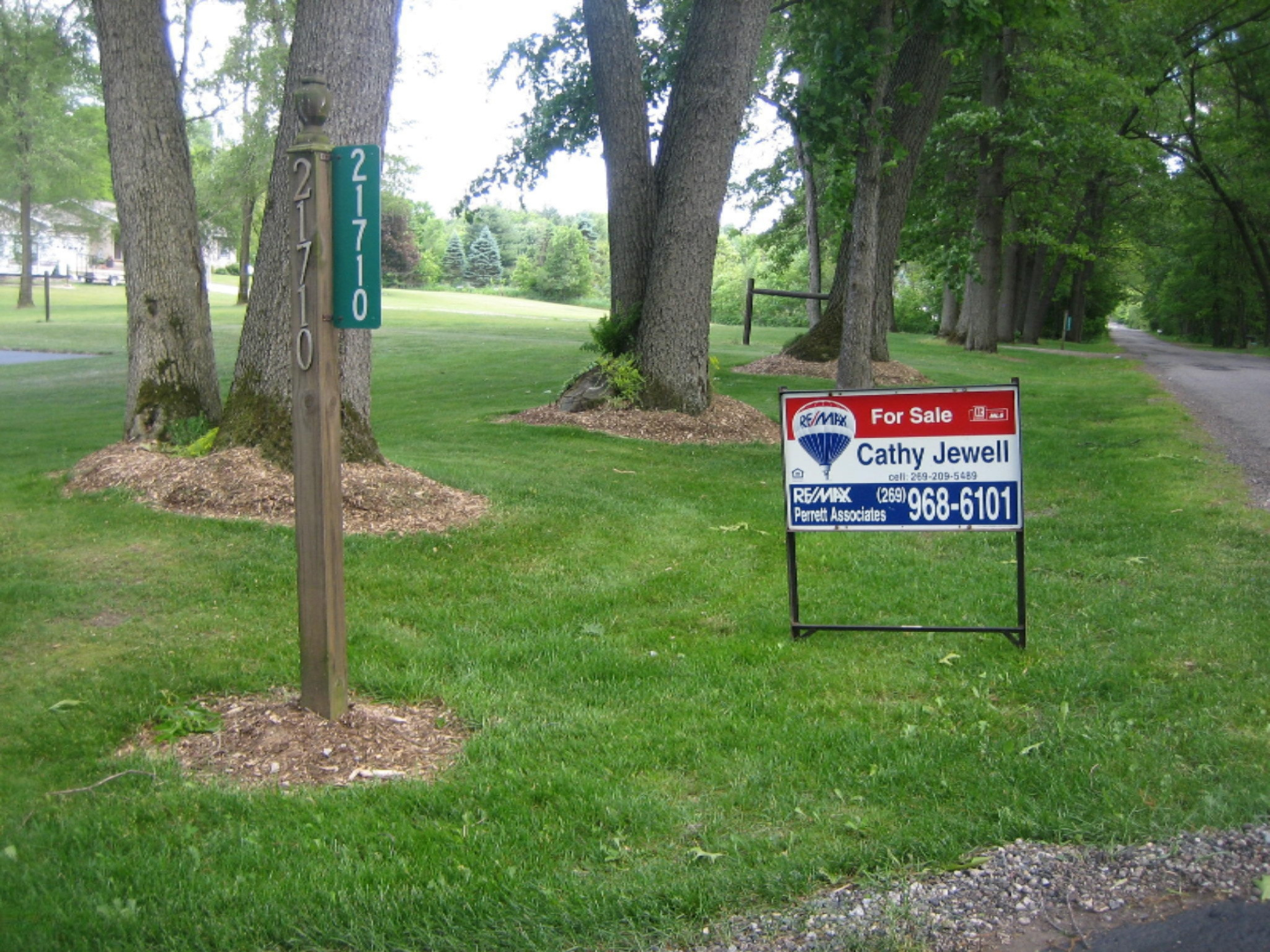21710 13 Mile Road Bellevue, MI 49021 - Photo 42 of 42 sign