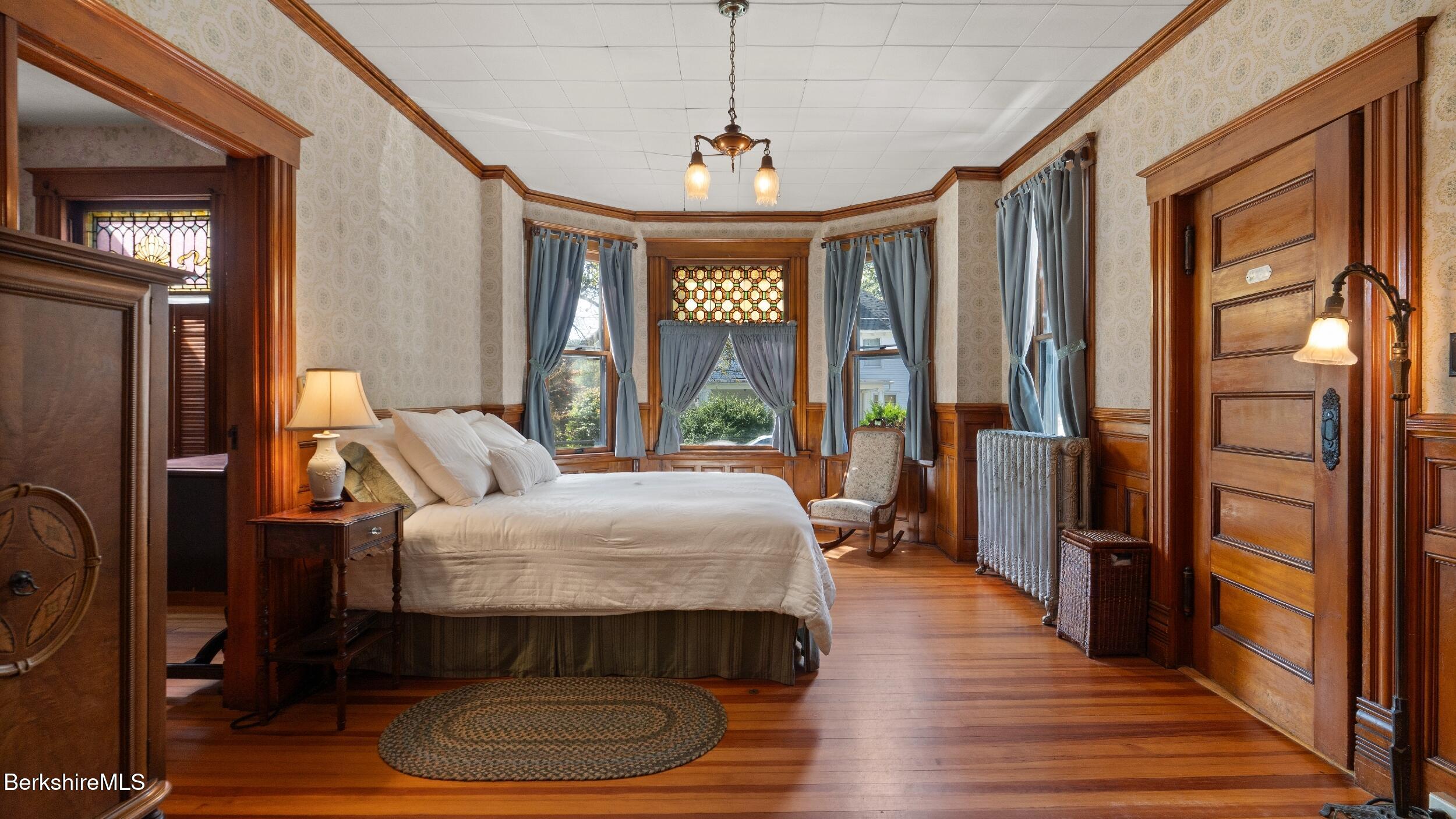 211 Cottage Street Great Barrington, MA 01236 - Photo 14 of 53 DSC00035LR