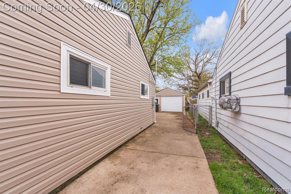 8248 Birch Street Taylor, MI 48180 - Photo 9 of 28