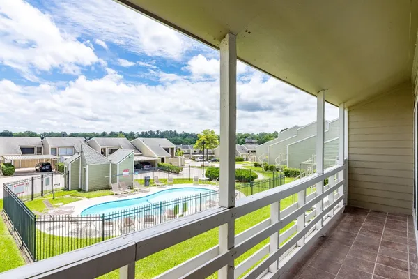 $180,900 | 44 April Point Drive South, Montgomery, TX 77356