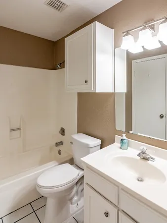 $180,900 | 44 April Point Drive South, Montgomery, TX 77356