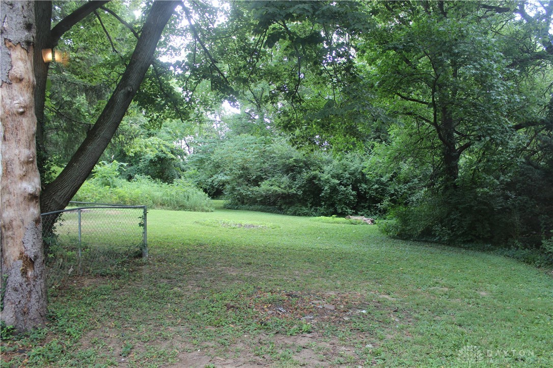 8390 Dog Leg Road Dayton, OH 45414 - Photo 23 of 61