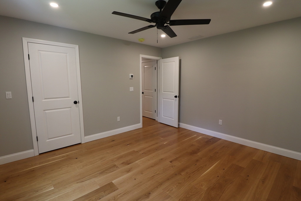 35 Glendale Road, Unit 1 Tiverton, RI 02878 - Photo 21 of 23