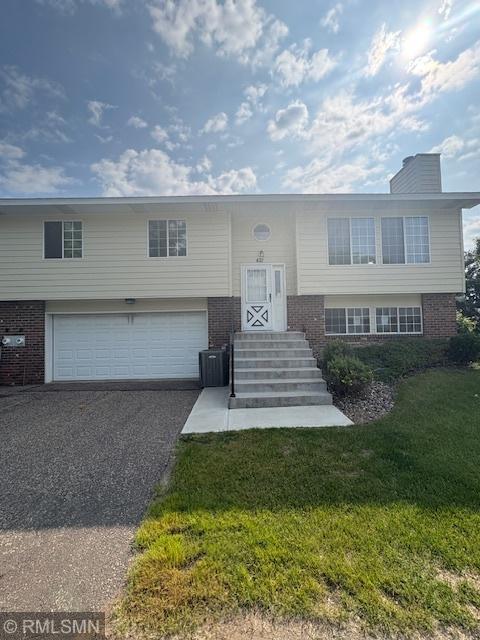 421 Dorland Road South Maplewood, MN 55119 - Photo 1 of 1 Gallery Image 1