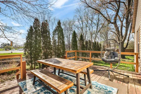 $325,000 | 2009 Vahlen Street, Madison, WI 53704