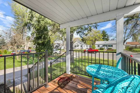 $325,000 | 2009 Vahlen Street, Madison, WI 53704