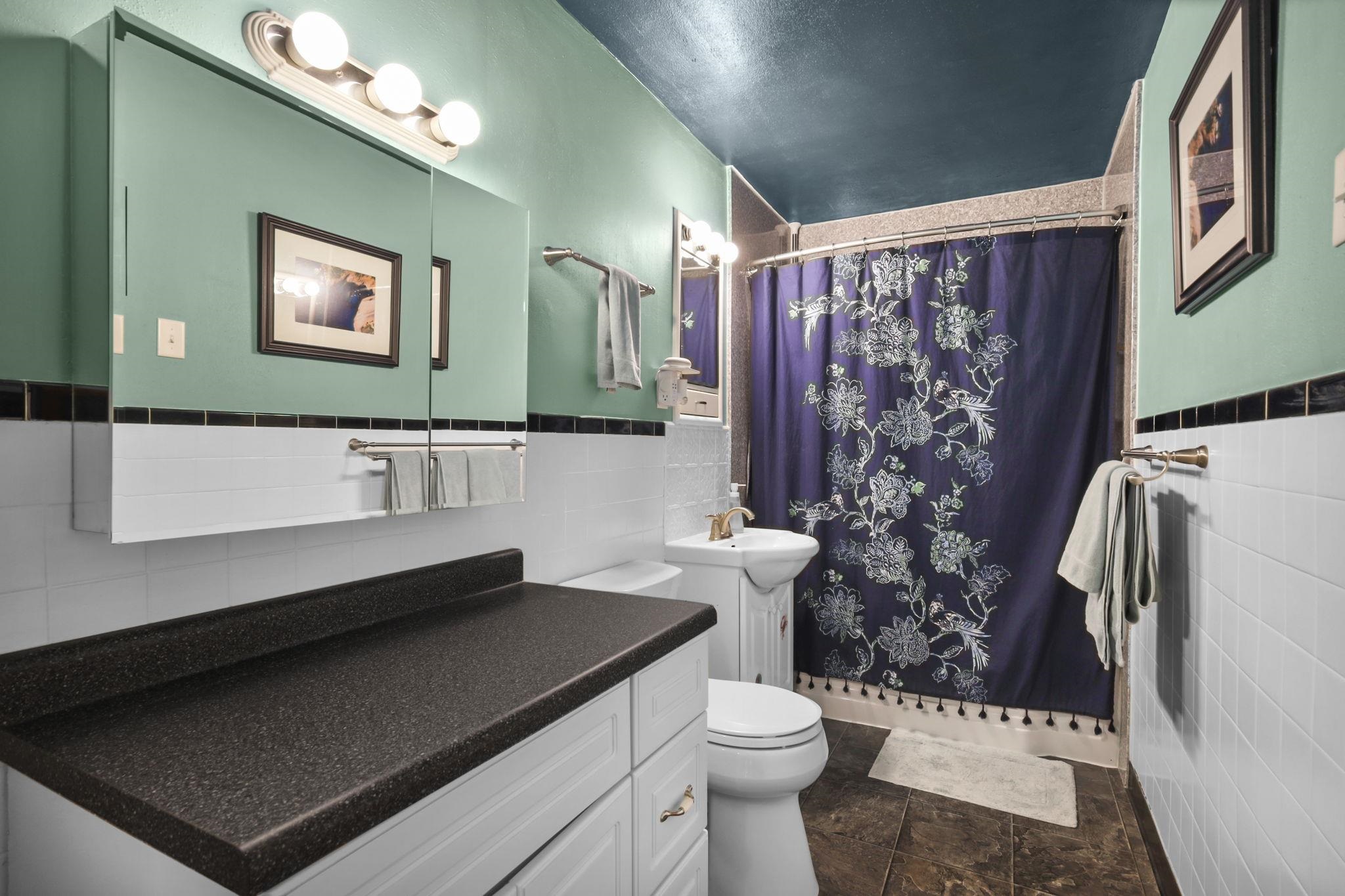 2009 Vahlen Street Madison, WI 53704 - Photo 7 of 21