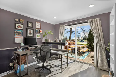 $325,000 | 2009 Vahlen Street, Madison, WI 53704