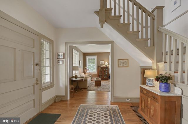 $500,000 | 121 West Springfield Avenue, Philadelphia, PA 19118