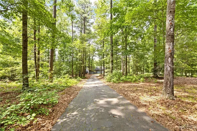 a picture of a refrigerator in a kitchen