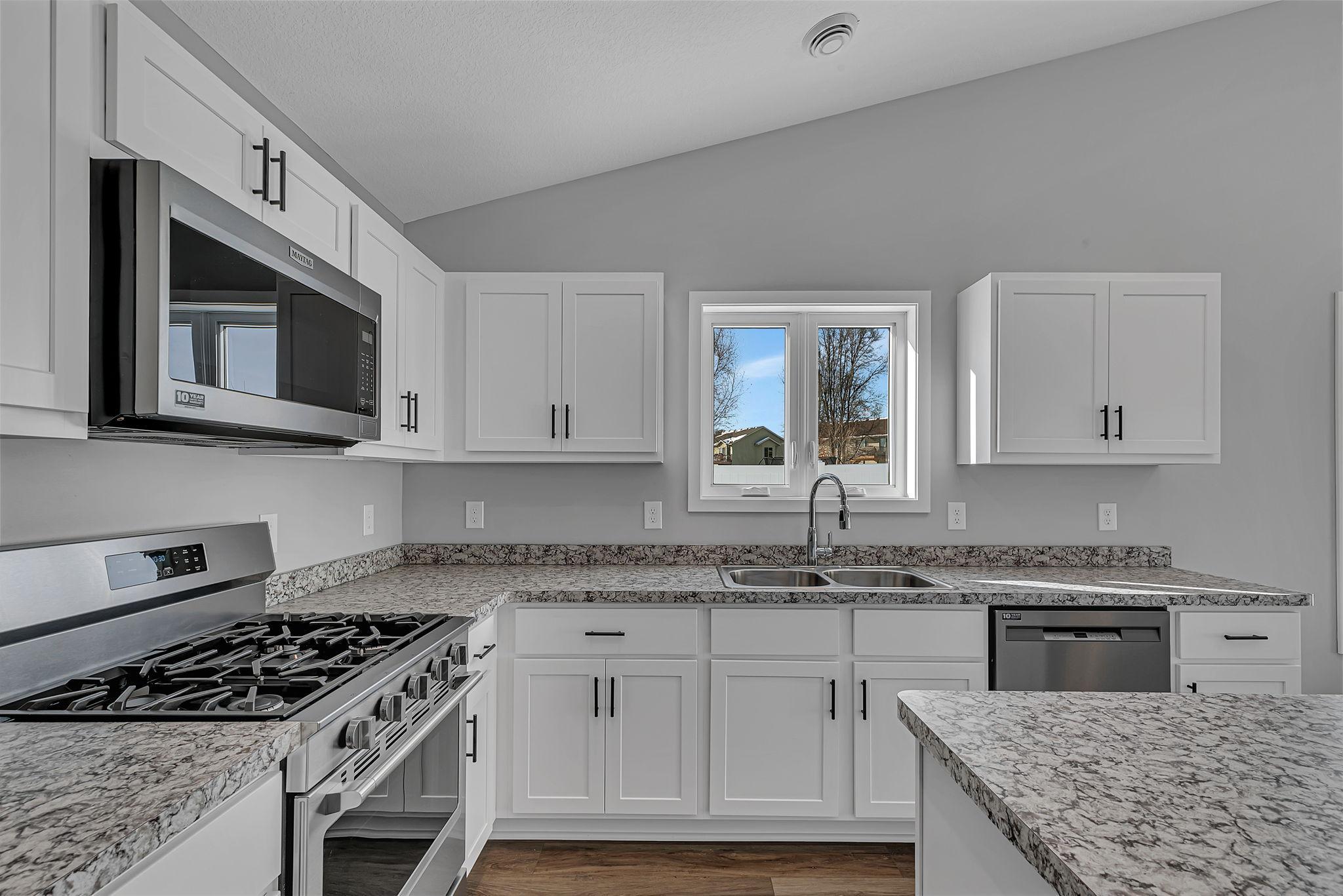 24289 Forestview Circle St. Augusta, MN 56301 - Photo 5 of 20