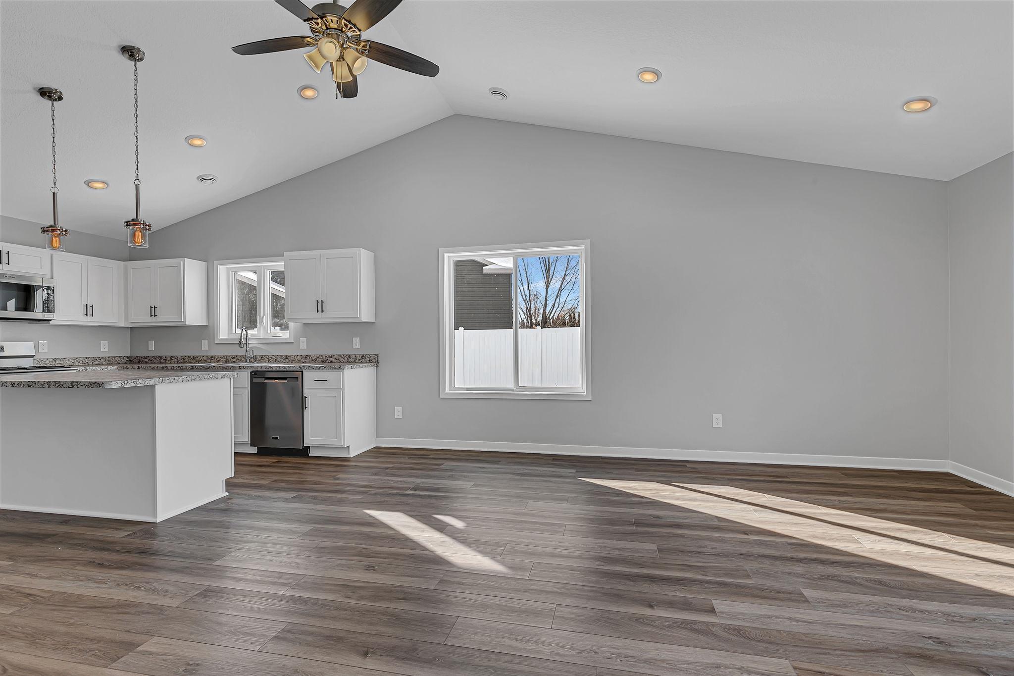 24289 Forestview Circle St. Augusta, MN 56301 - Photo 8 of 20
