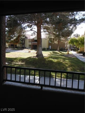 $1,280 | 2120 Ramrod Avenue, Unit 417, Henderson, NV 89014
