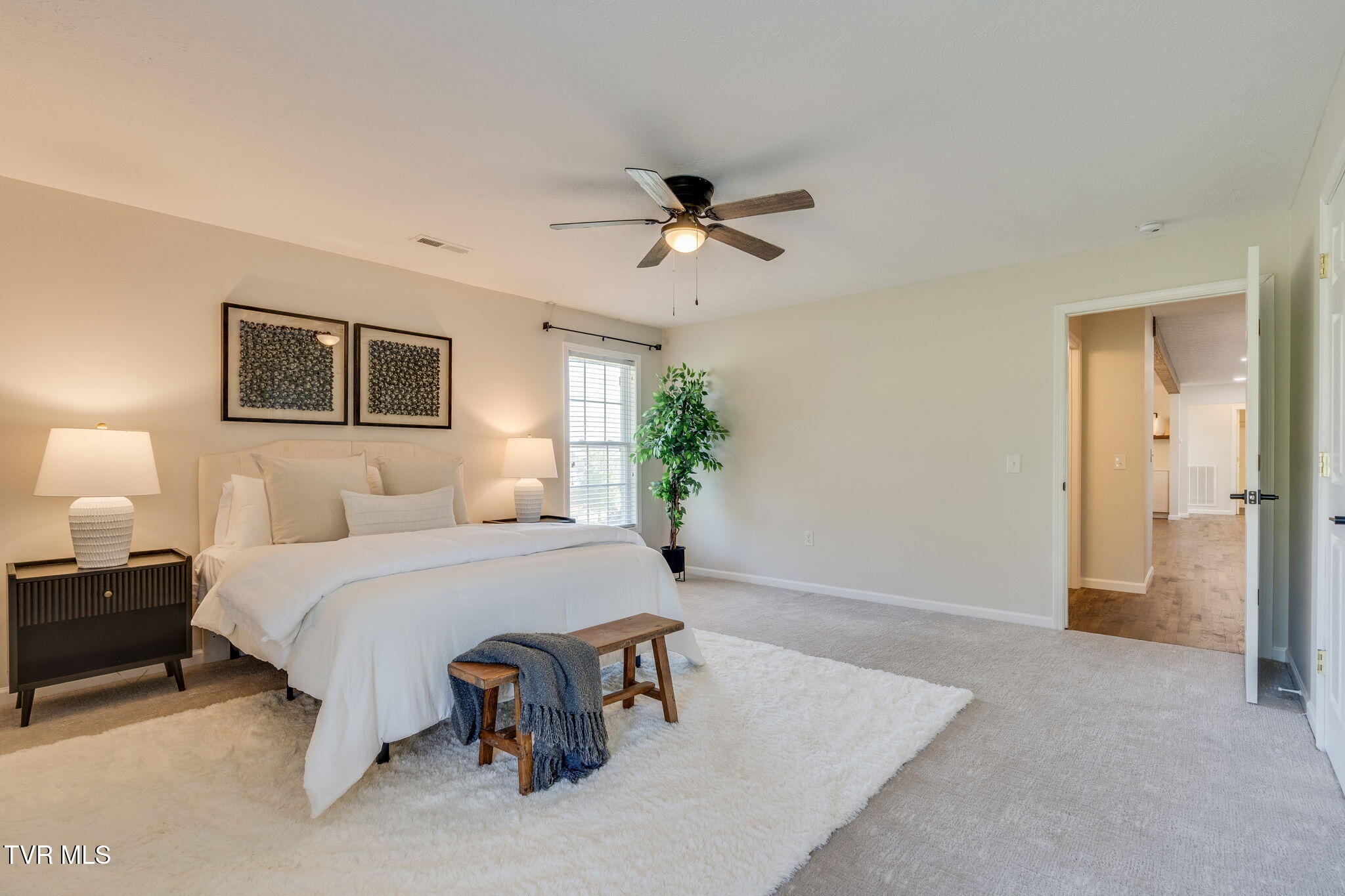 1032 Mitchell Road Kingsport, TN 37663 - Photo 14 of 57 012