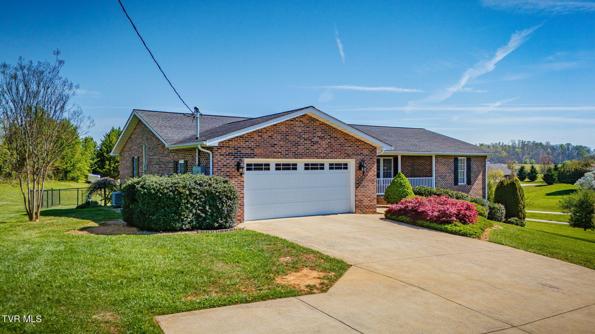 1032 Mitchell Road Kingsport, TN 37663 - Photo 3 of 57 103