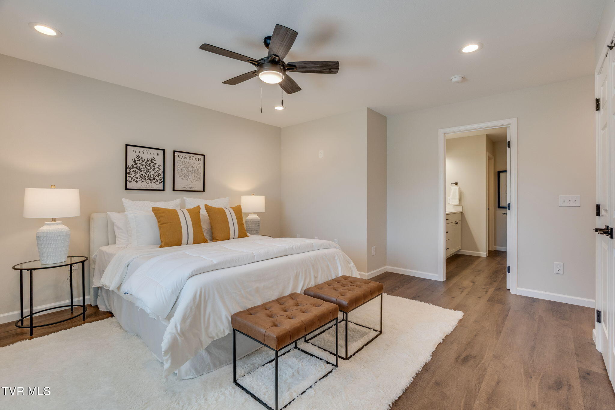 1032 Mitchell Road Kingsport, TN 37663 - Photo 34 of 57 030