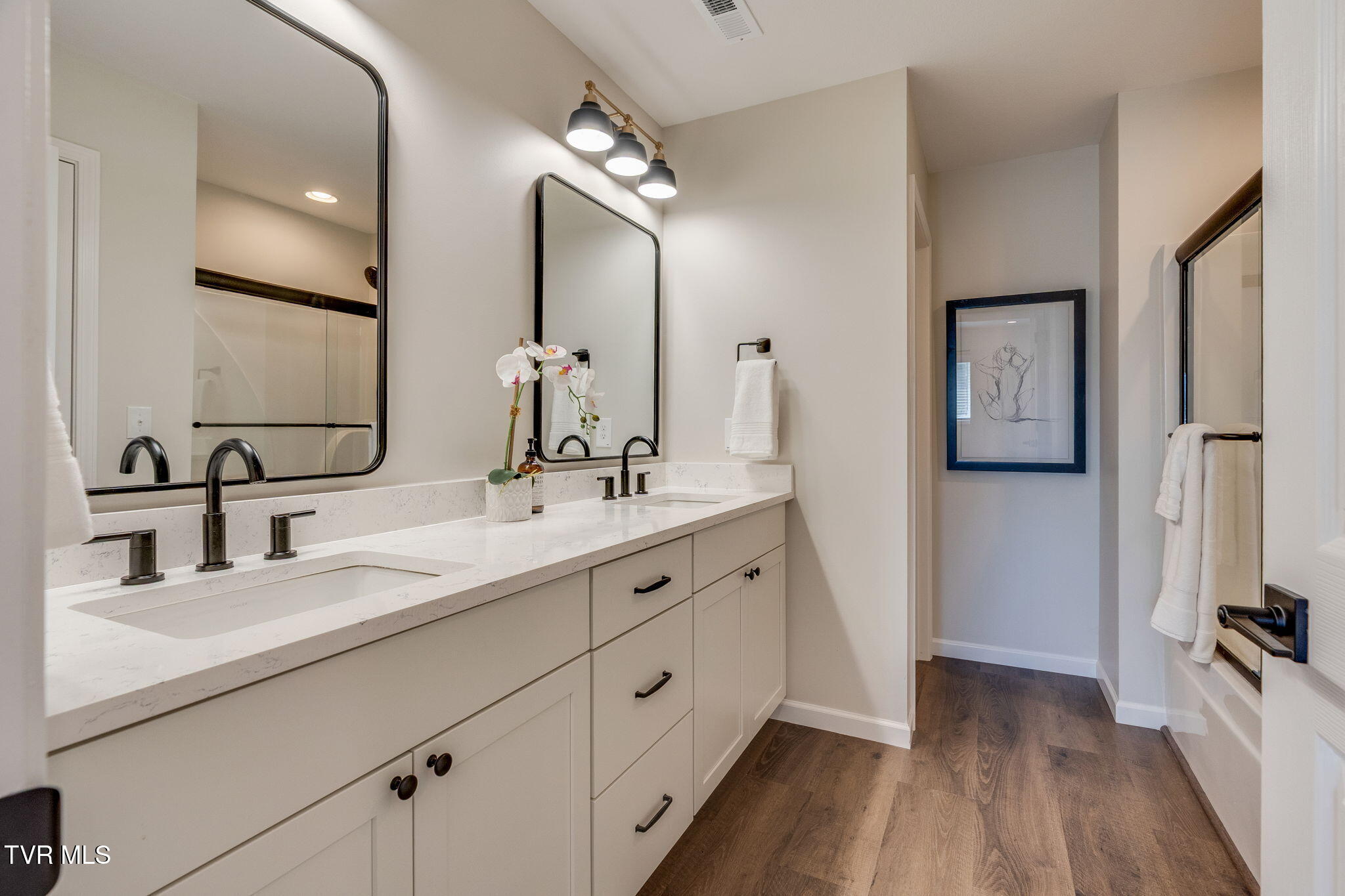 1032 Mitchell Road Kingsport, TN 37663 - Photo 37 of 57 032