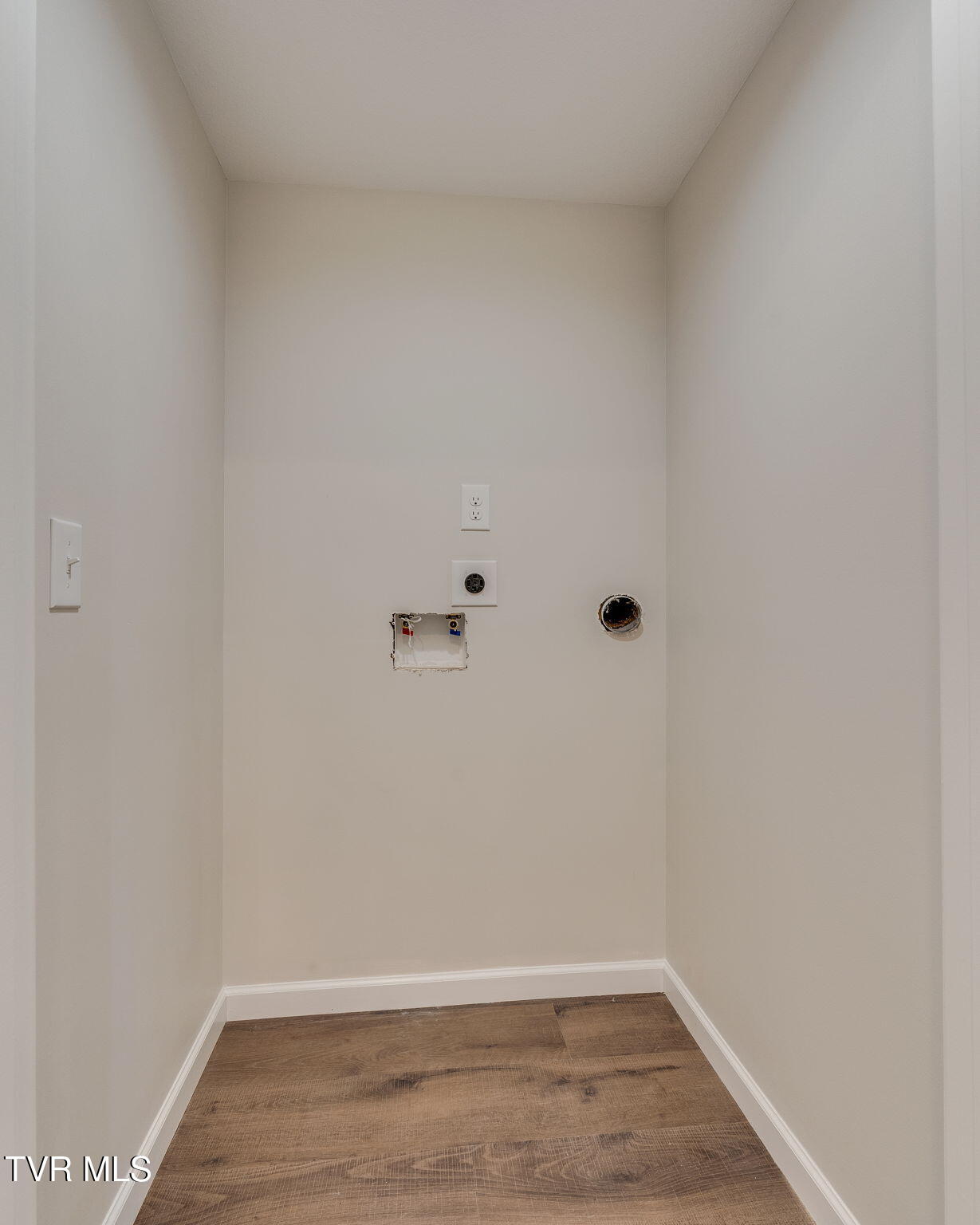 1032 Mitchell Road Kingsport, TN 37663 - Photo 38 of 57 033