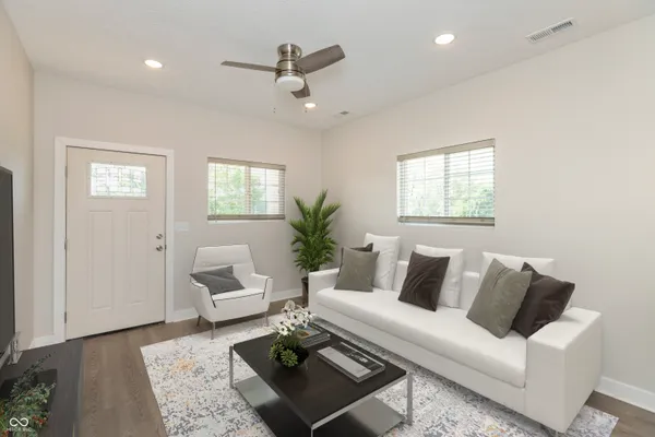 $1,695 | 226 North Randolph Street, Indianapolis, IN 46201