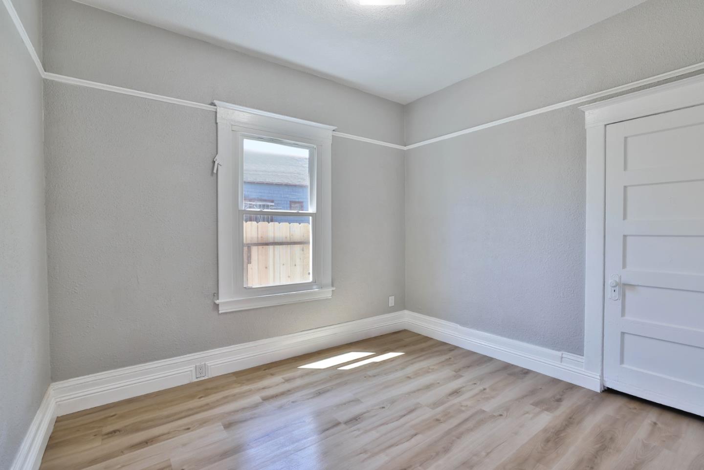 2643 Market Street Oakland, CA 94607 - Photo 11 of 24