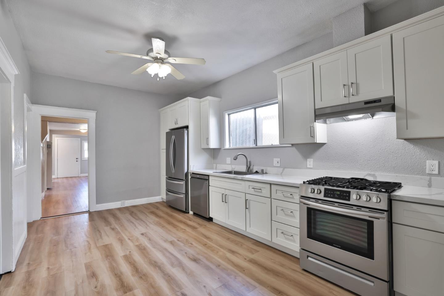 2643 Market Street Oakland, CA 94607 - Photo 14 of 24