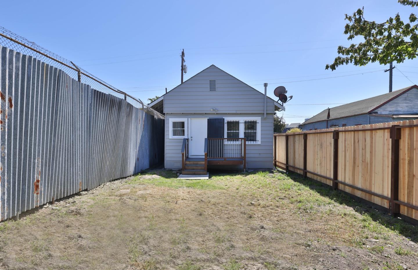 2643 Market Street Oakland, CA 94607 - Photo 23 of 24