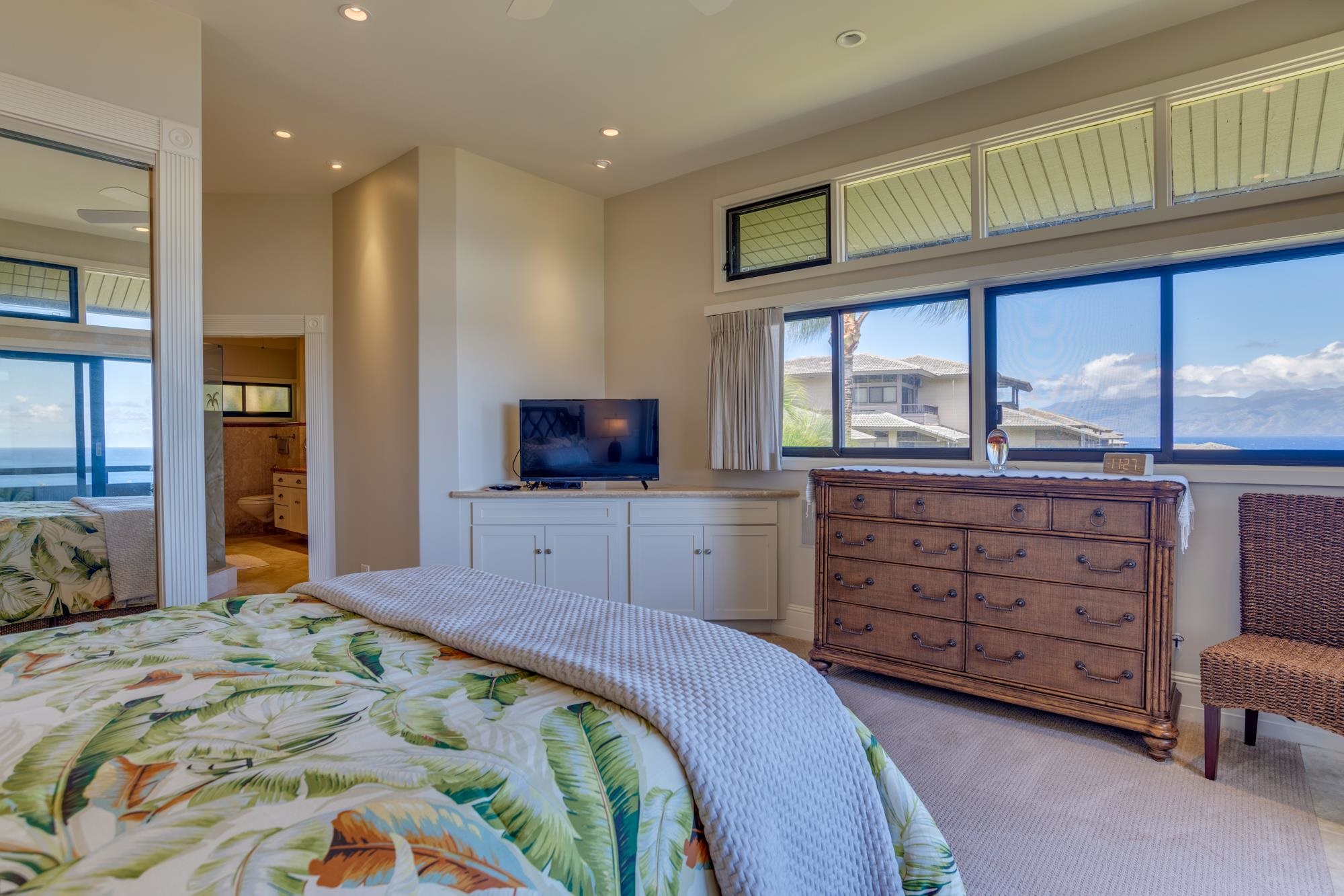 100 Ridge Road, Unit 1711 Lahaina, HI 96761 - Photo 18 of 27 Gallery Image 18