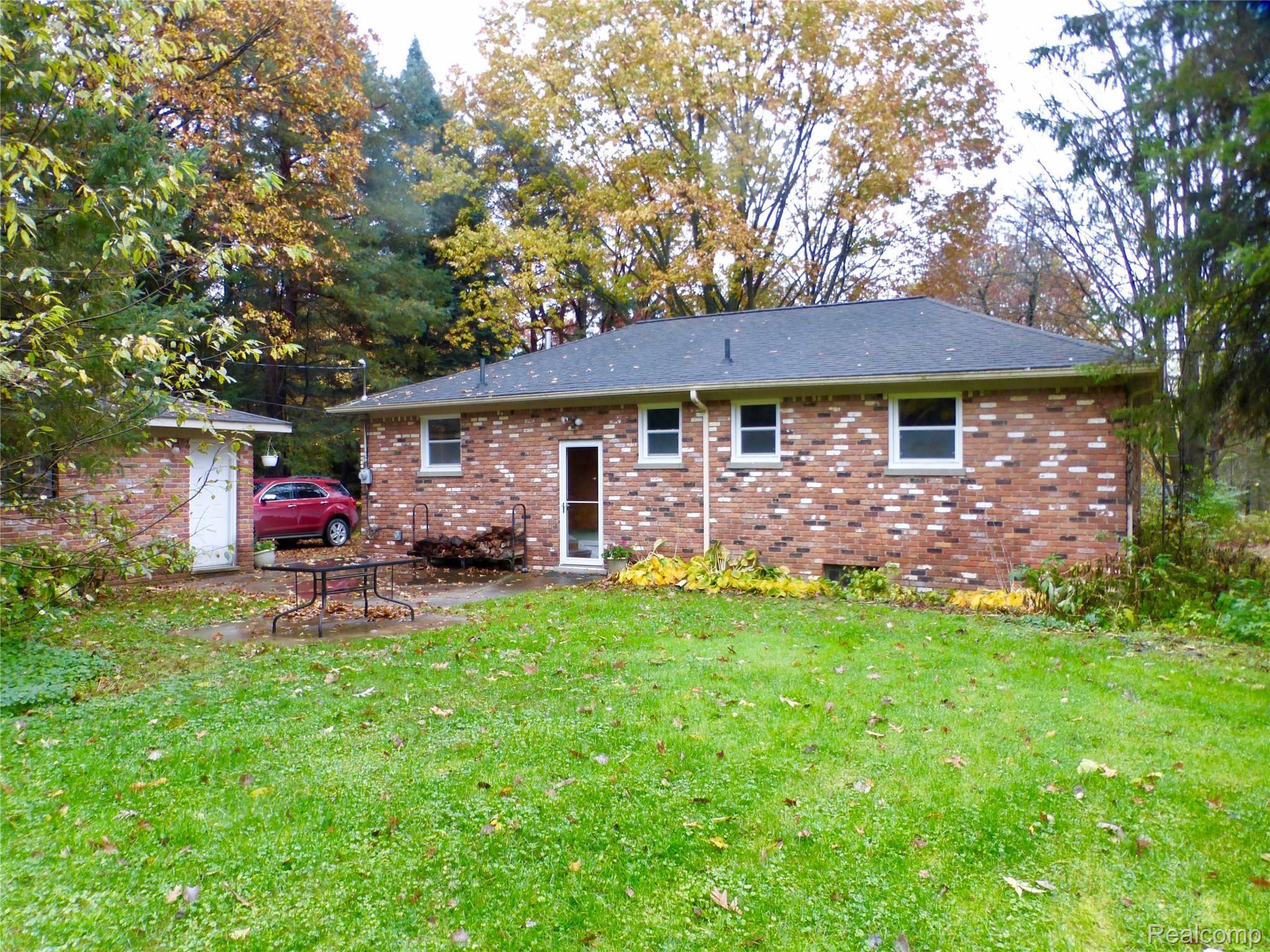 7761 South Eston Road Clarkston, MI 48348 - Photo 30 of 31 Backdoor