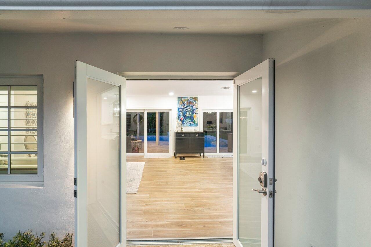 867 Malaga Drive Boca Raton, FL 33432 - Photo 38 of 59 051-867MalagaDrive-BocaRaton-FL-33432-SM