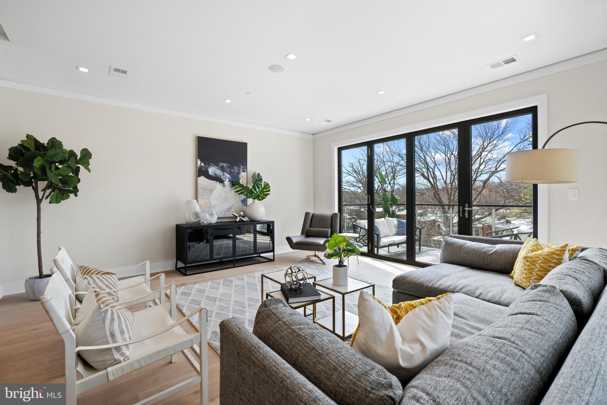 3320 19th Street Northwest Washington, DC 20010 - Photo 11 of 45