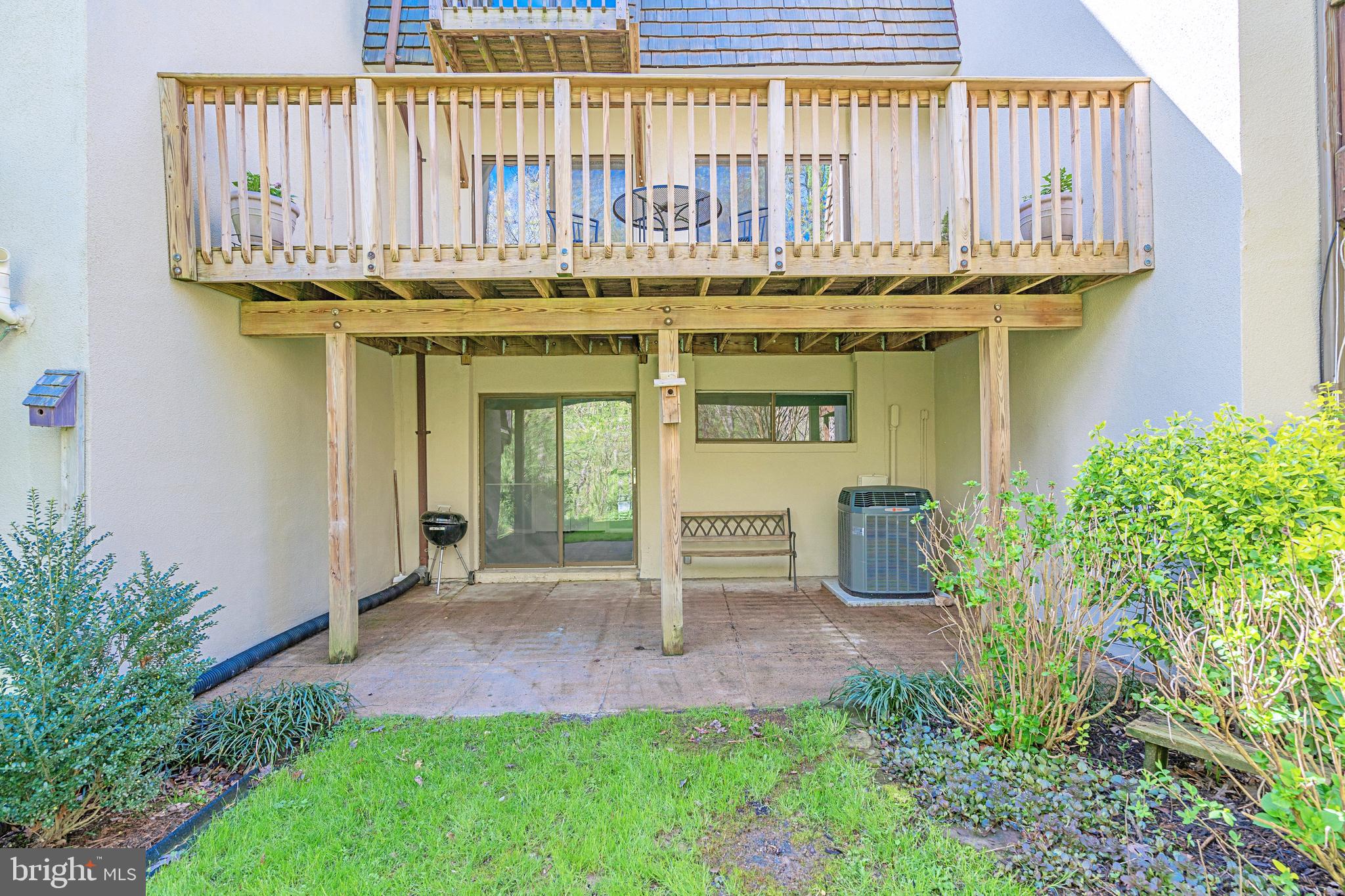 1605 Valencia Way Reston, VA 20190 - Photo 60 of 73