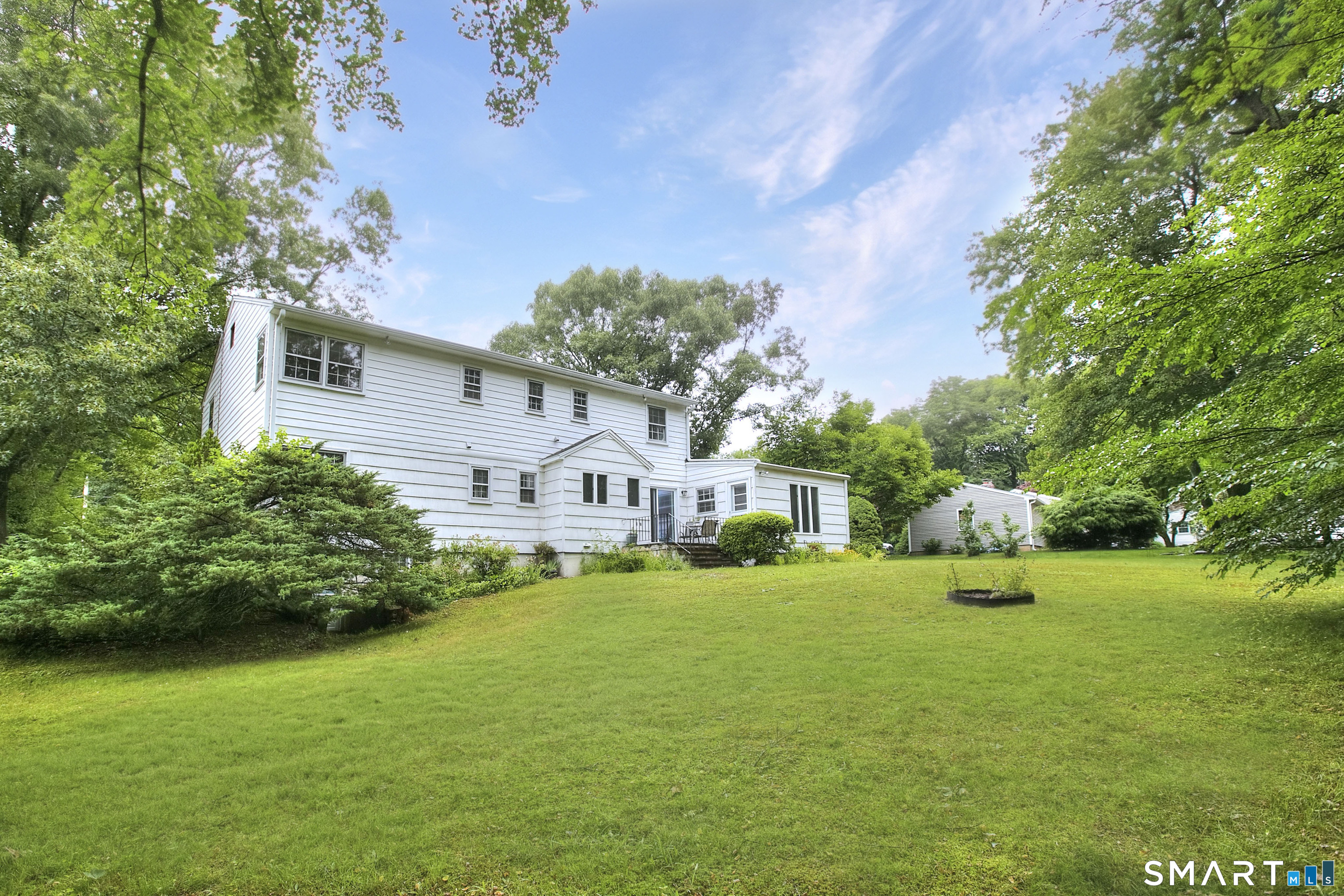 64 Russ Road Trumbull, CT 06611 - Photo 34 of 40
