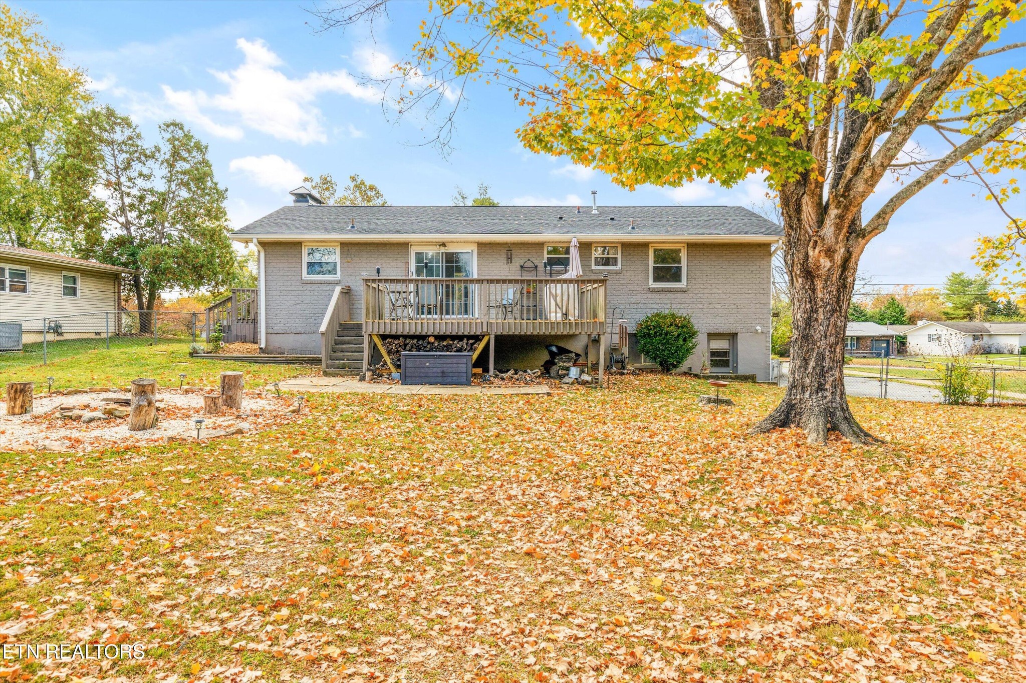 7919 North Forest Road Knoxville, TN 37909 - Photo 27 of 29 a front view of a house with a yard