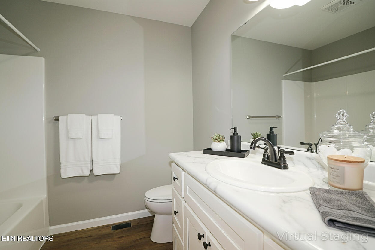 1045 Toomey Fls Road Oneida, TN 37841 - Photo 17 of 57 collov-ai_20250915090918_qtfec8