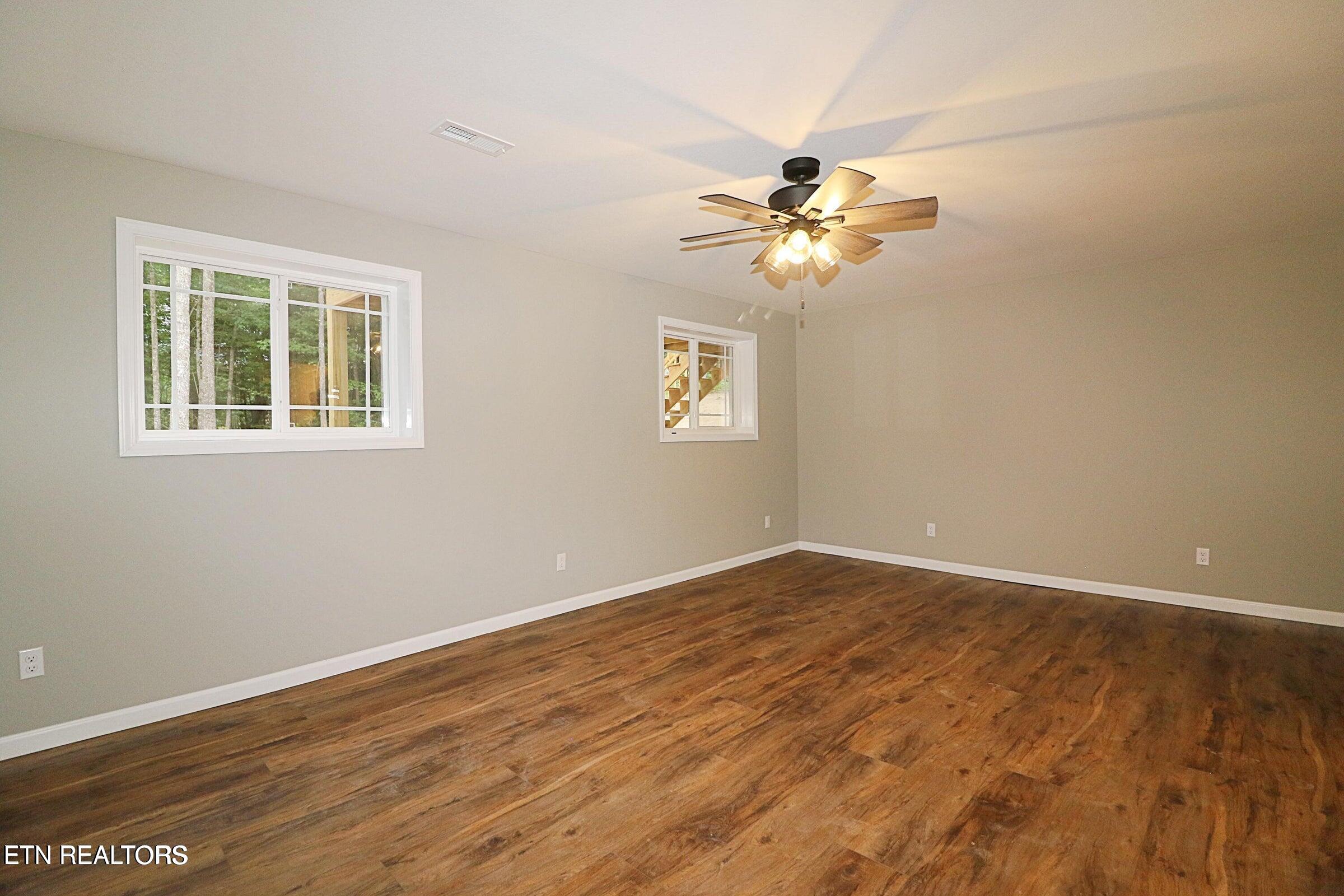1045 Toomey Fls Road Oneida, TN 37841 - Photo 36 of 57 20240726233852685739000000-o