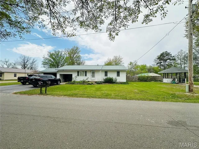 $75,000 | 809 Pollock Street, Campbell, MO 63933