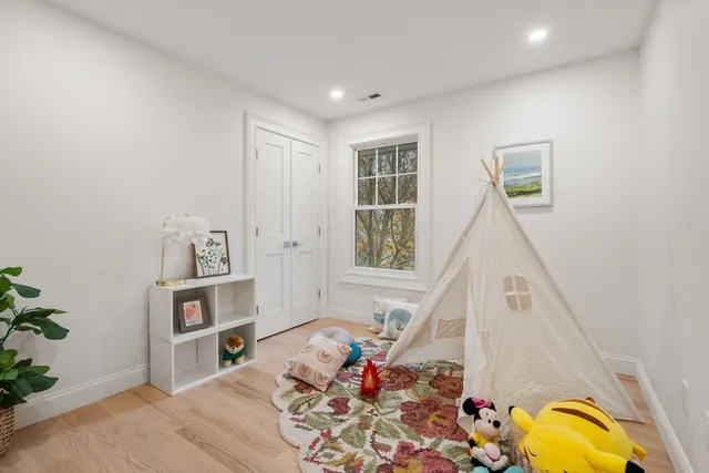 $2,375,000 | 200 Claflin Street, Belmont, MA 02478