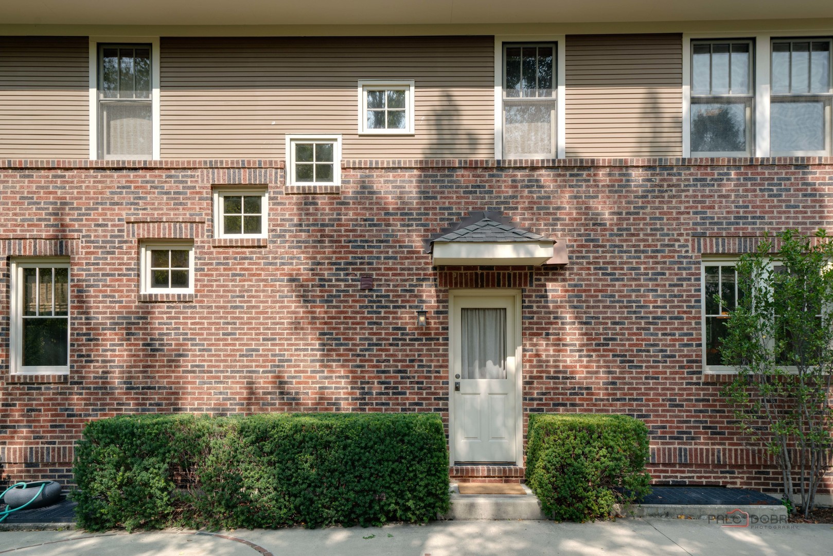 751 Moffett Road Lake Bluff, IL 60044 - Photo 3 of 50 Gallery Image 3