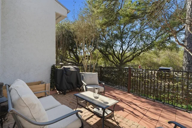 $175,000 | 3809 Sunrise Drive, Unit 10, La Porte, TX 77571