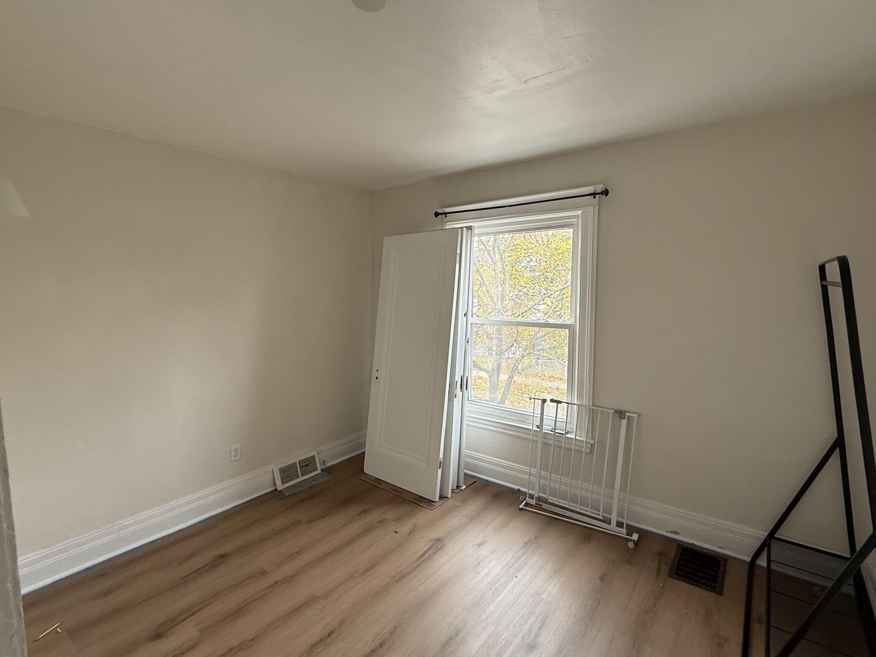 3788 Burns Avenue Detroit, MI 48214 - Photo 14 of 18 IMG_0466