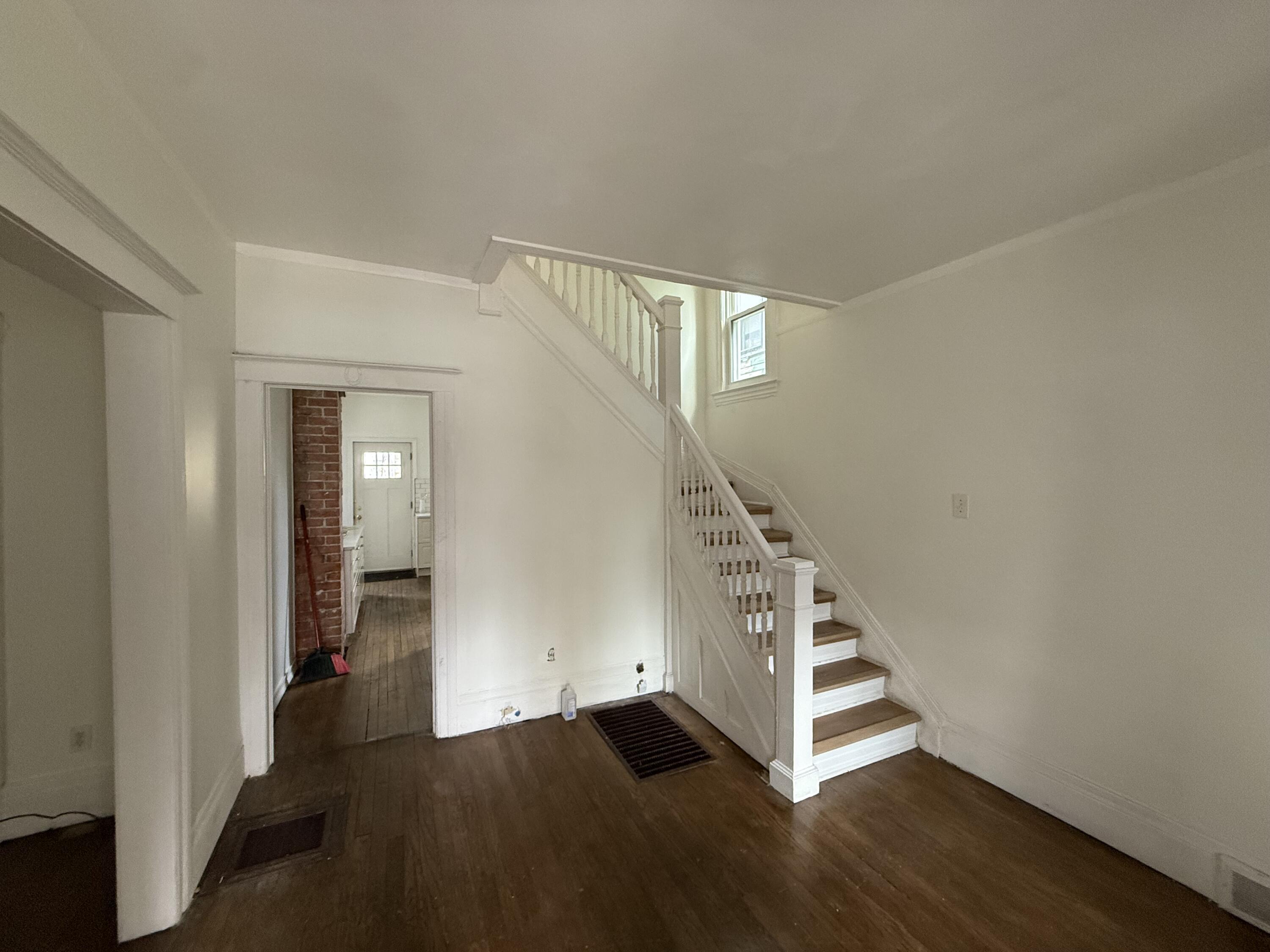 3788 Burns Avenue Detroit, MI 48214 - Photo 3 of 18 IMG_0471