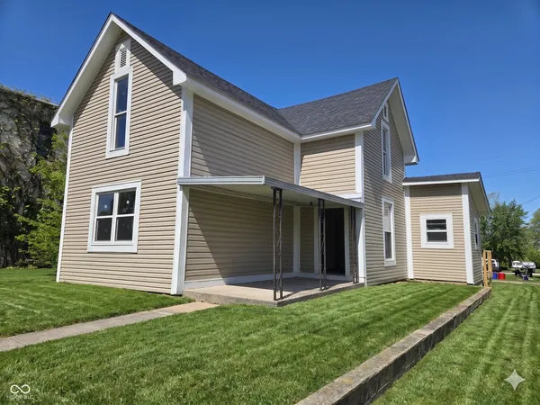 $129,000 | 105 North Main Street, Modoc, IN 47358