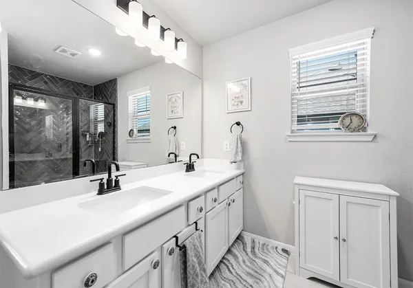 $307,000 | 5515 Hyde Park Drive, Pasadena, TX 77505