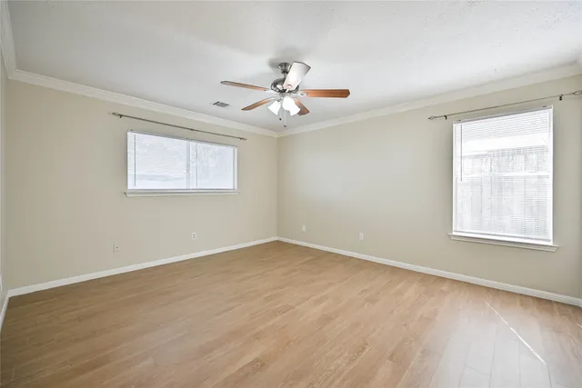 $2,300 | 2507 Foxden Drive, Pearland, TX 77584