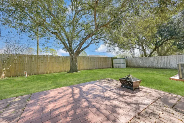 $2,300 | 2507 Foxden Drive, Pearland, TX 77584