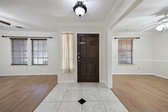 $2,300 | 2507 Foxden Drive, Pearland, TX 77584