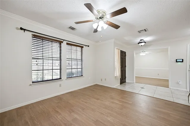 $2,300 | 2507 Foxden Drive, Pearland, TX 77584