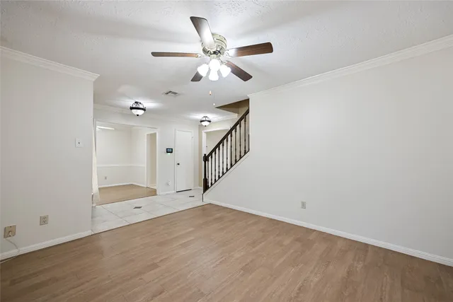 $2,300 | 2507 Foxden Drive, Pearland, TX 77584